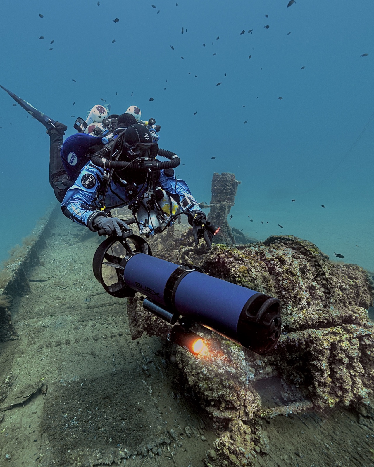 Imad Farhat on JJ-CCR rebreather with side-mounted DPV pulling along Mediterranean wreck